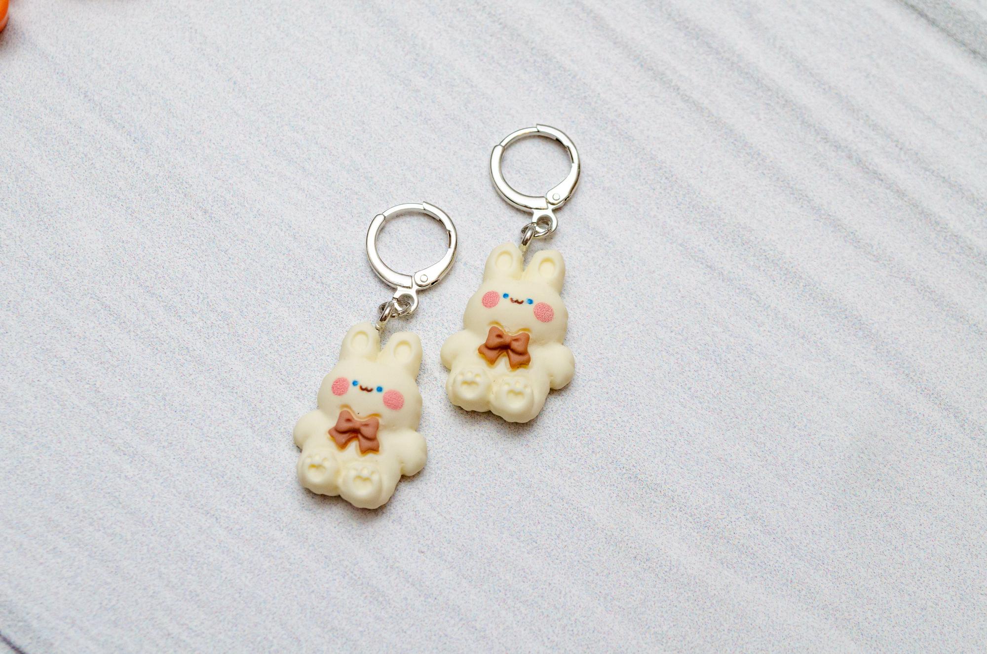 Серёжки с зайчиками K23E31