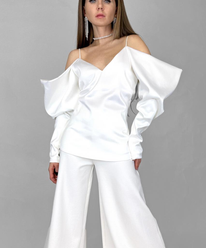 Топ с объемным рукавом (белый)
