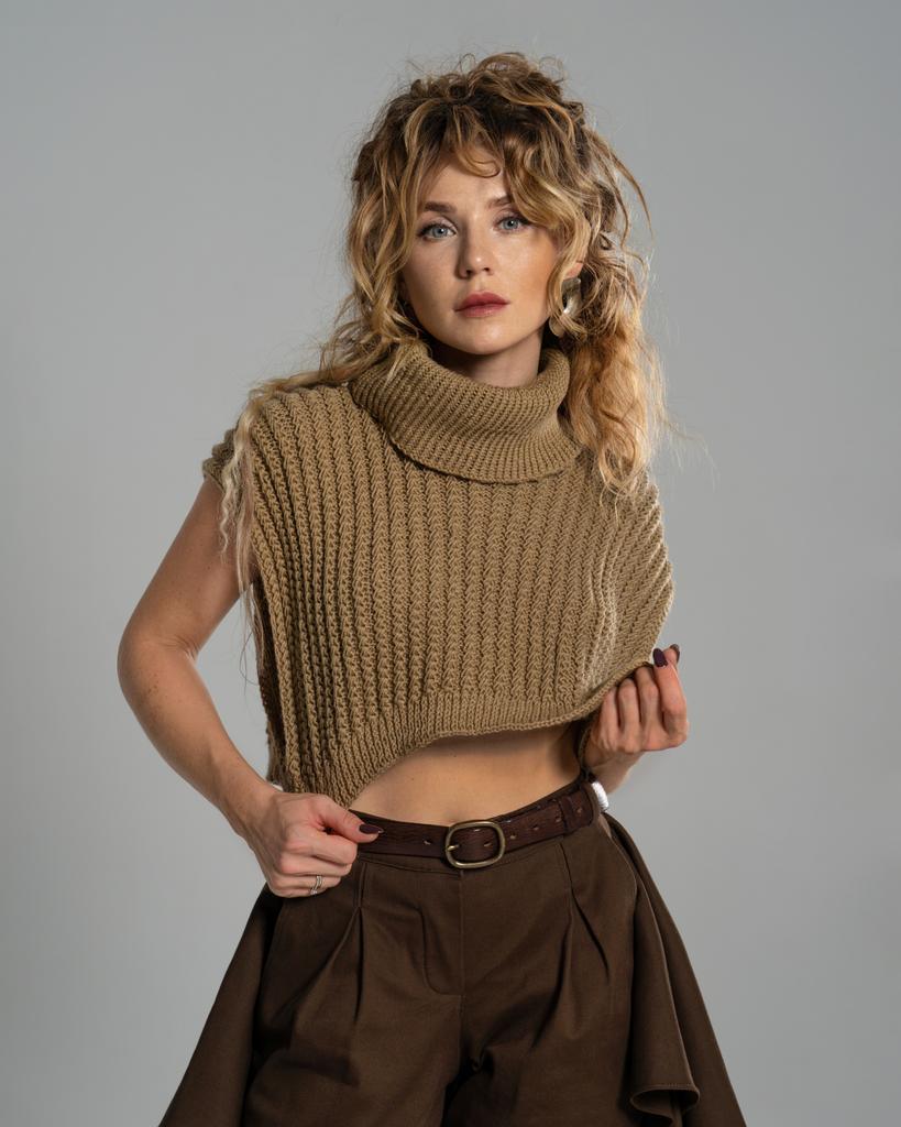 Жилетка вязаная (бежевый)