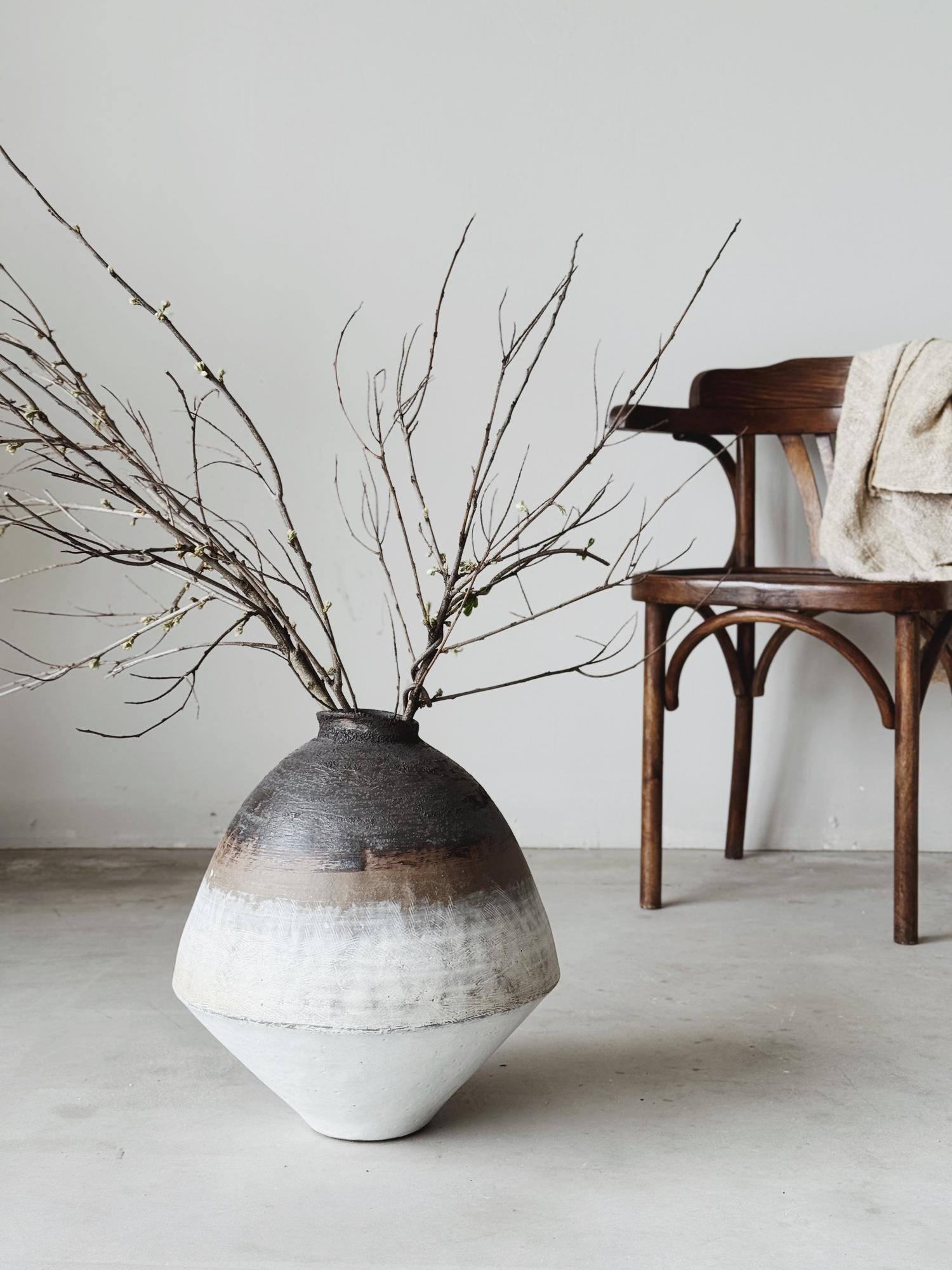 Напольная ваза Dorothea