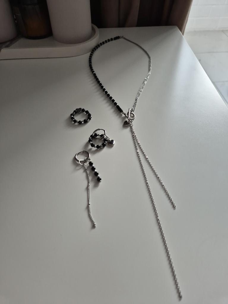 Колье Black со съемными цепочками