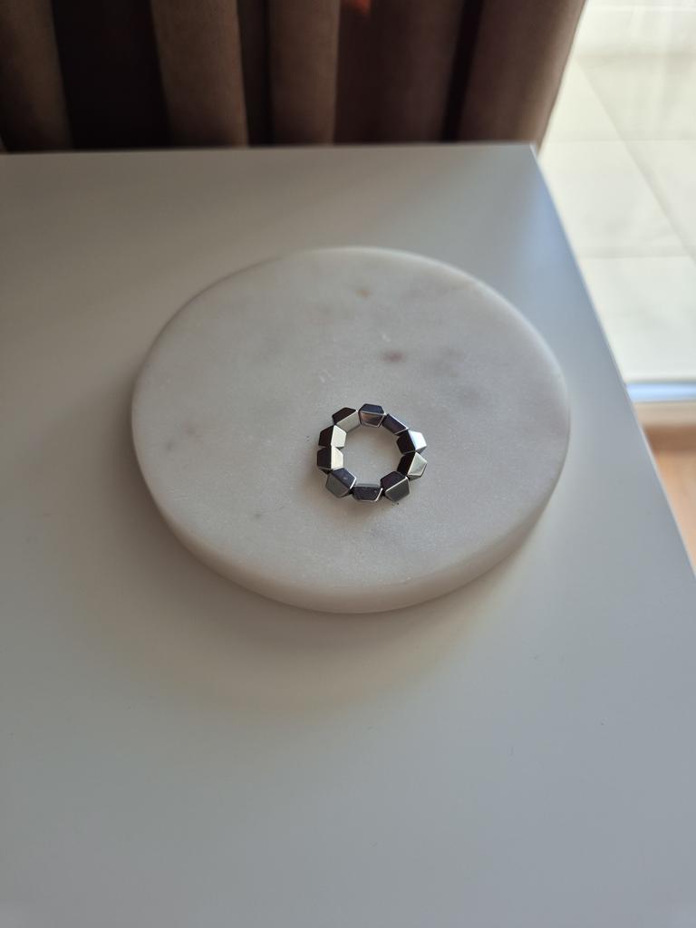 Кольцо Hematite comb