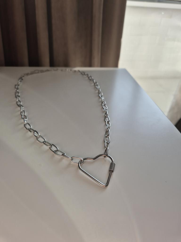 Цепочка текстурная с замком в виде сердца 65 см