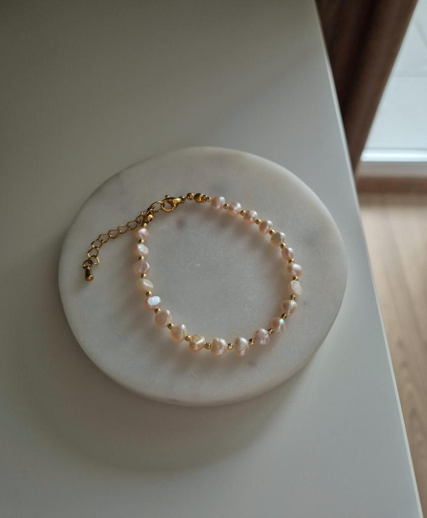 Браслет из натурального жемчуга Peach pearls