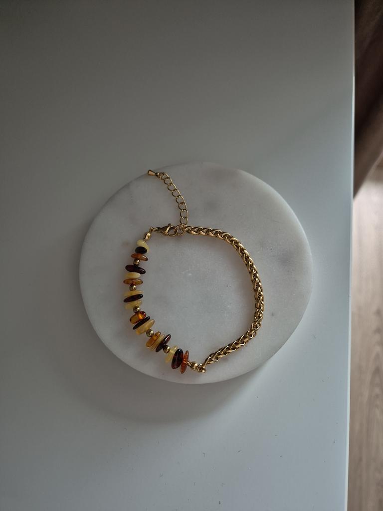 Браслет с натуральным янтарем Amber