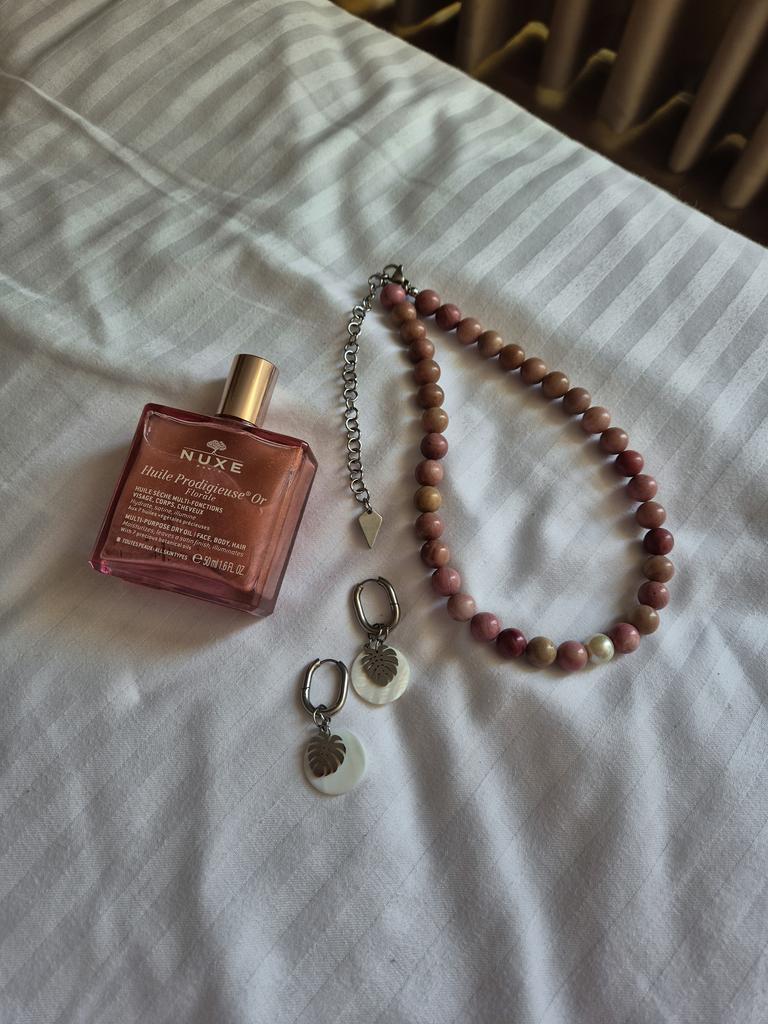 Колье Rhodonite