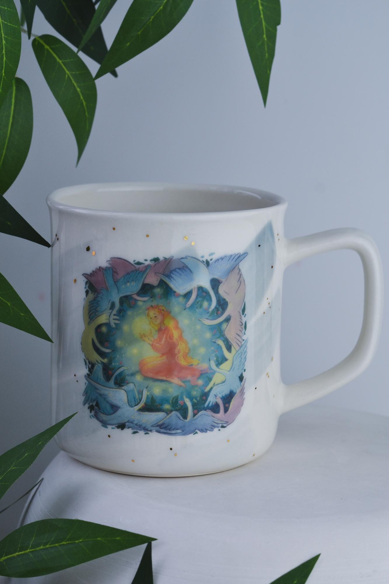 Кружка с авторской иллюстрацией.