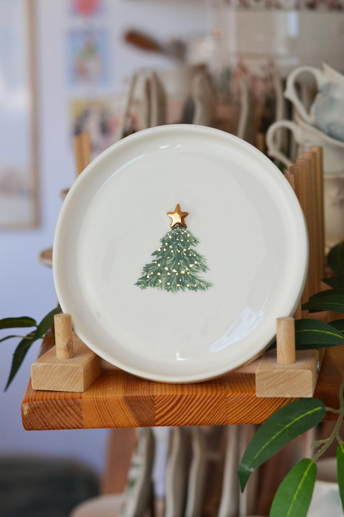 Тарелка 15 см