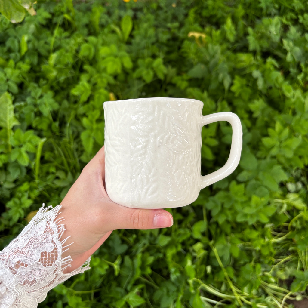 Кружка с рельефом