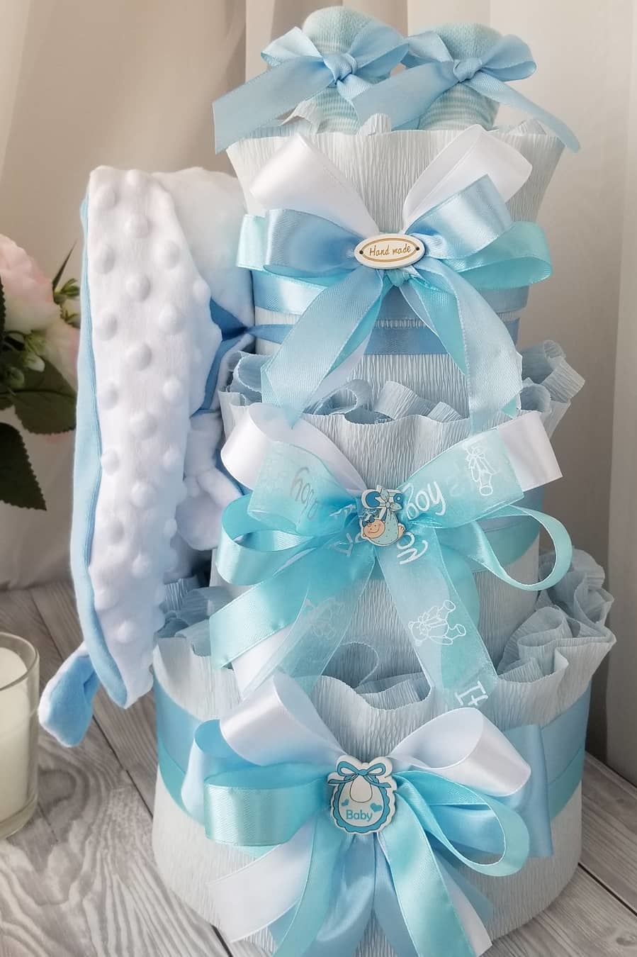 Торт из памперсов мальчика "Вишневый зайка"