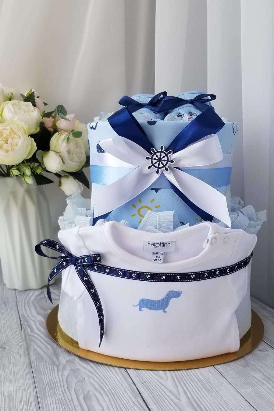 Торт из подгузников для мальчика "Морячок"