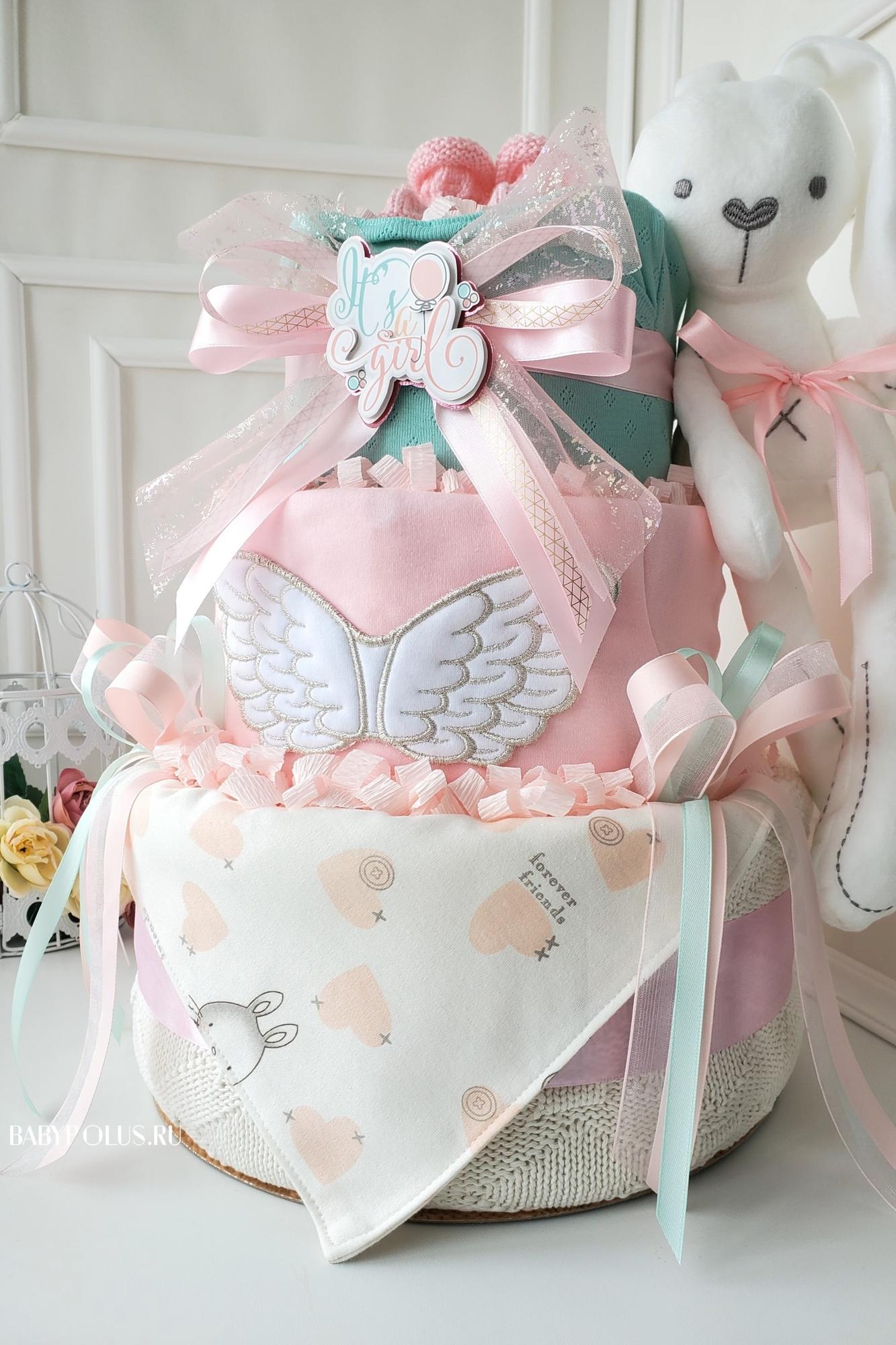 Торт из подгузников памперсов  для девочки с игрушкой "Мой первый Зайка"