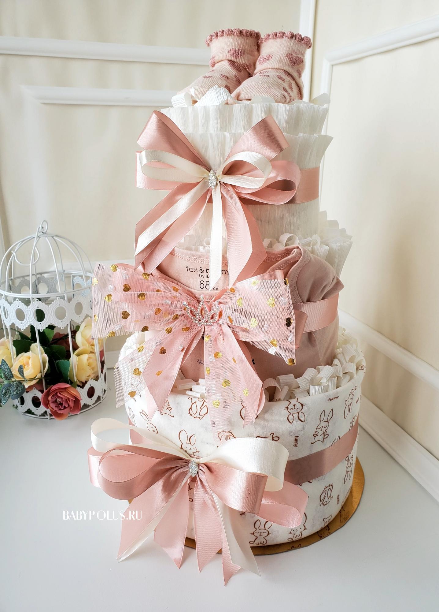 Торт из подгузников для девочки "Пудровый зайчик"