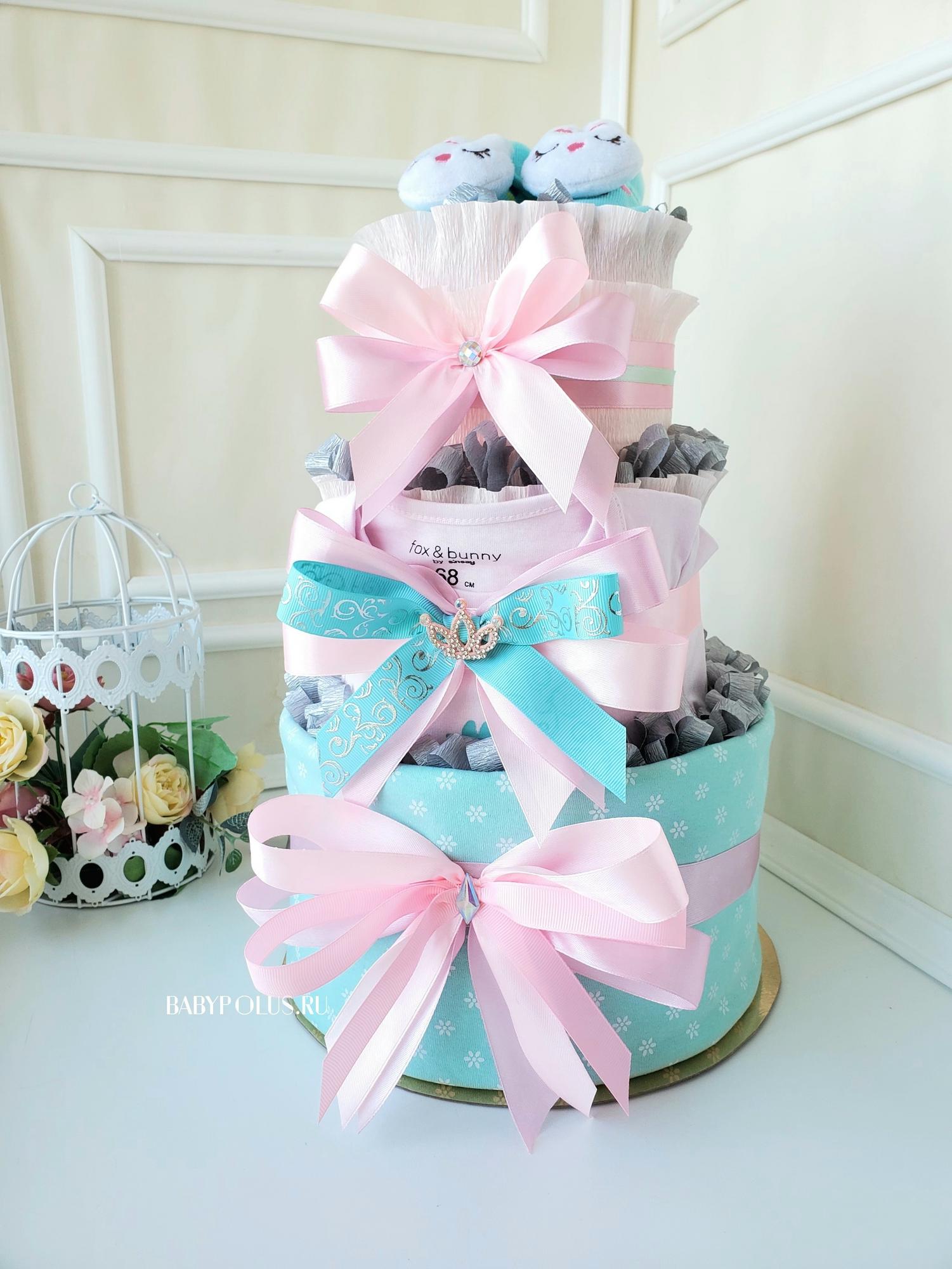 Торт из памперсов для девочки "Клубничка"