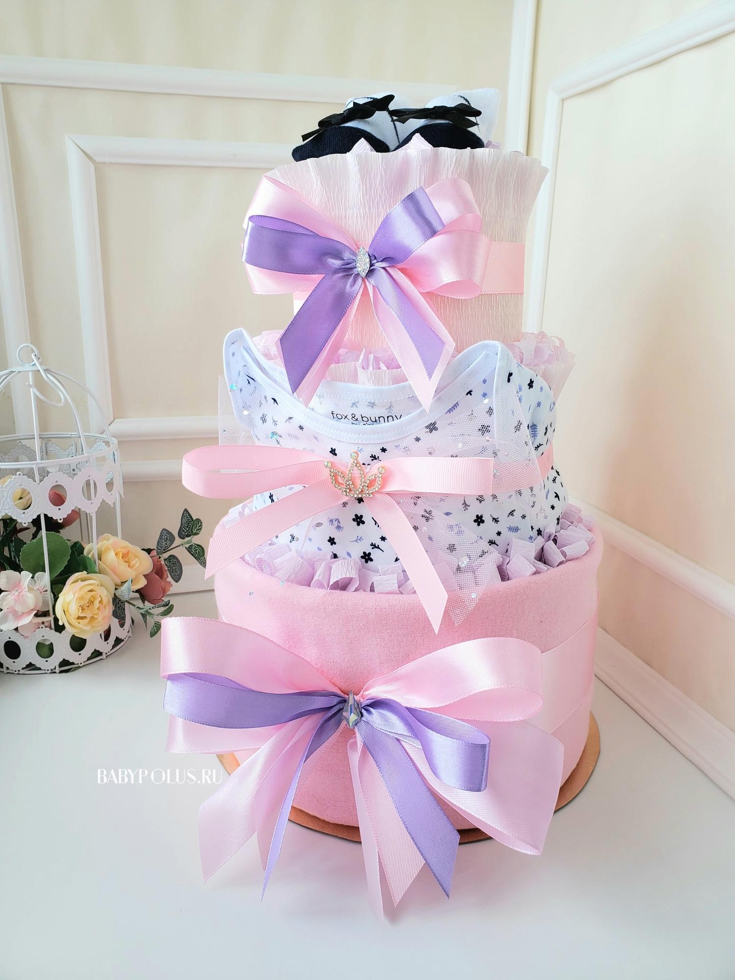 Торт из подгузников для девочки с пеленкой