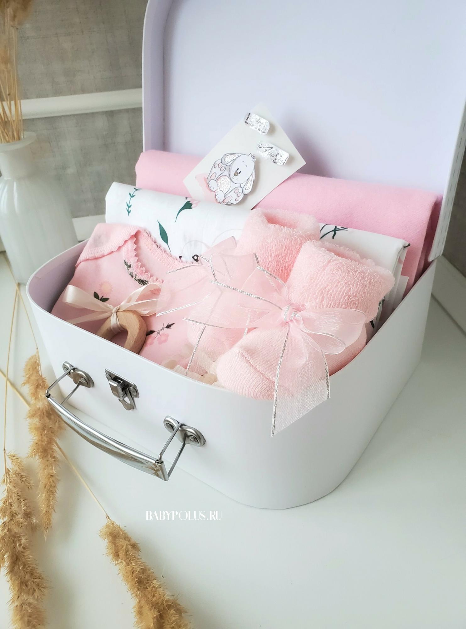 Подарок на рождение девочки, чемоданчик  на выписку малышки