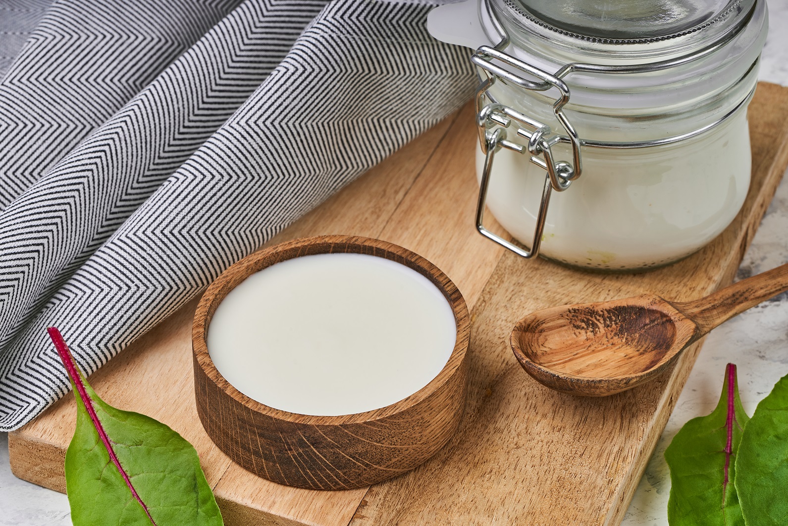 Йогурт из овечьего молока