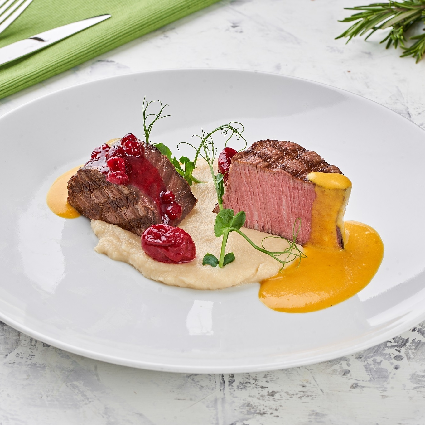 Медальоны из говядины  100г