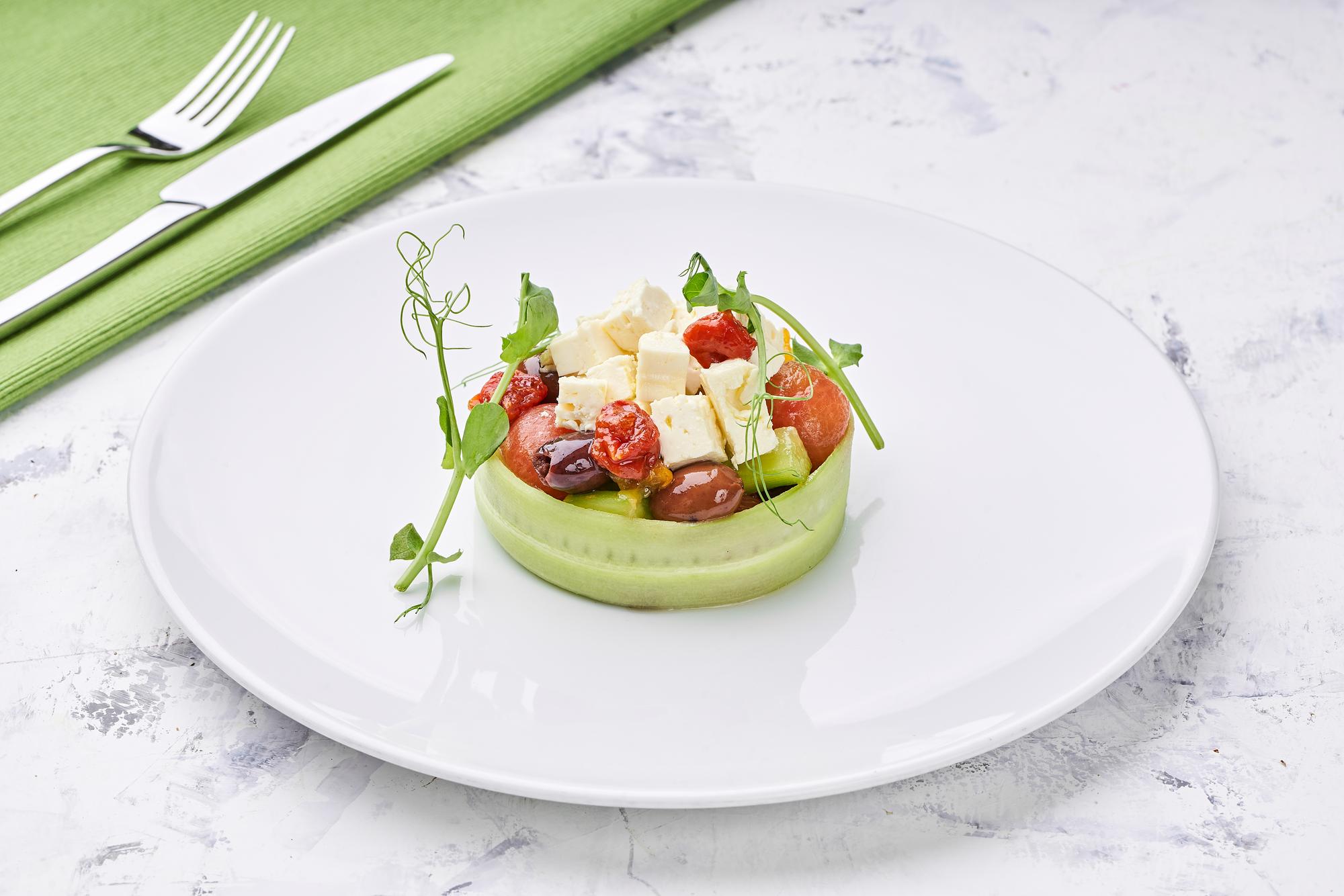 Салат греческий 180 г