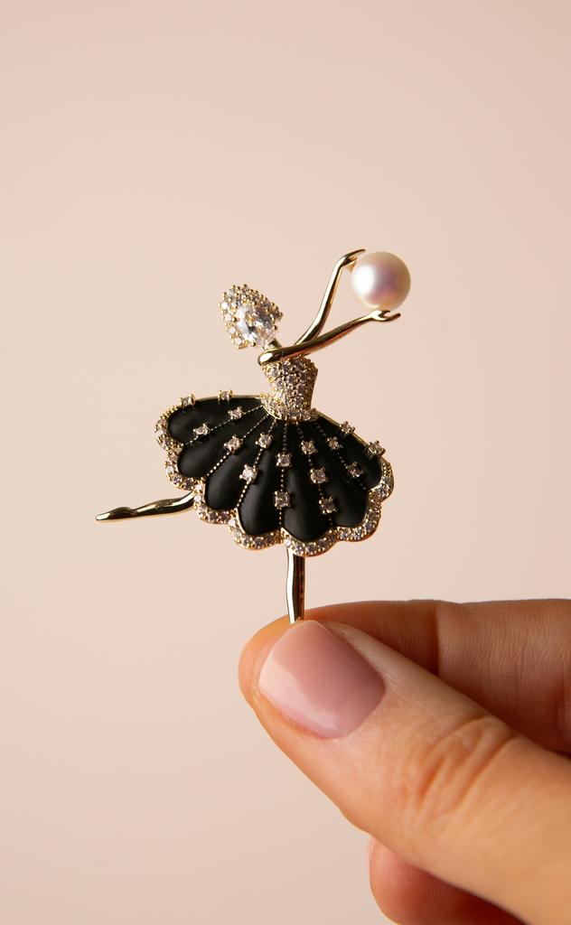 Брошь "BALERINA 2.0"