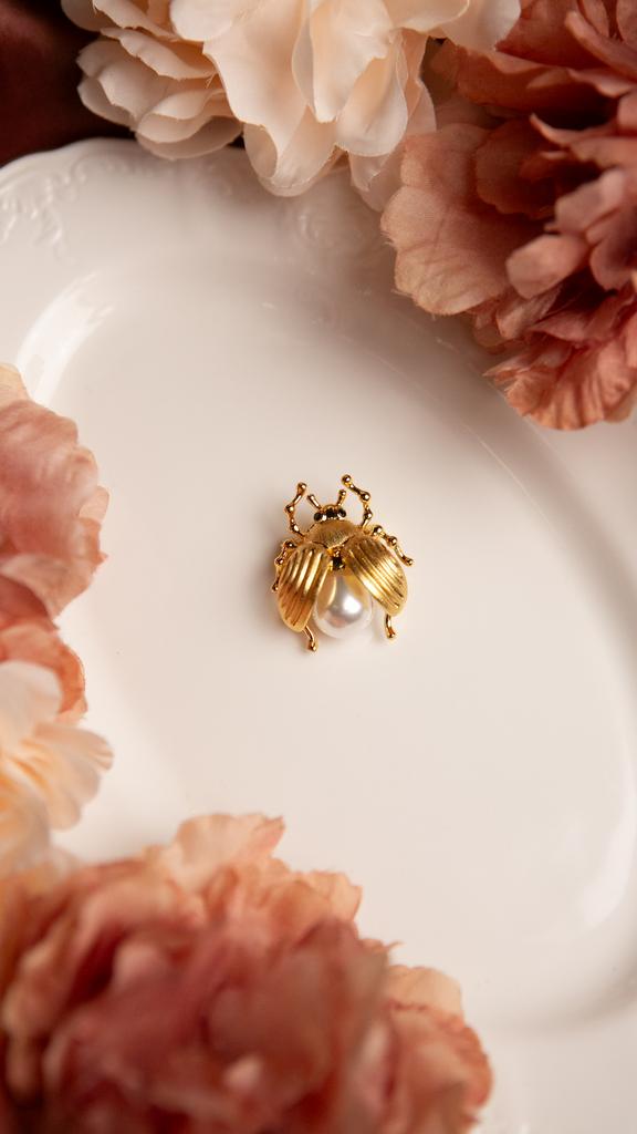 Брошь "BUG 2.0" gold