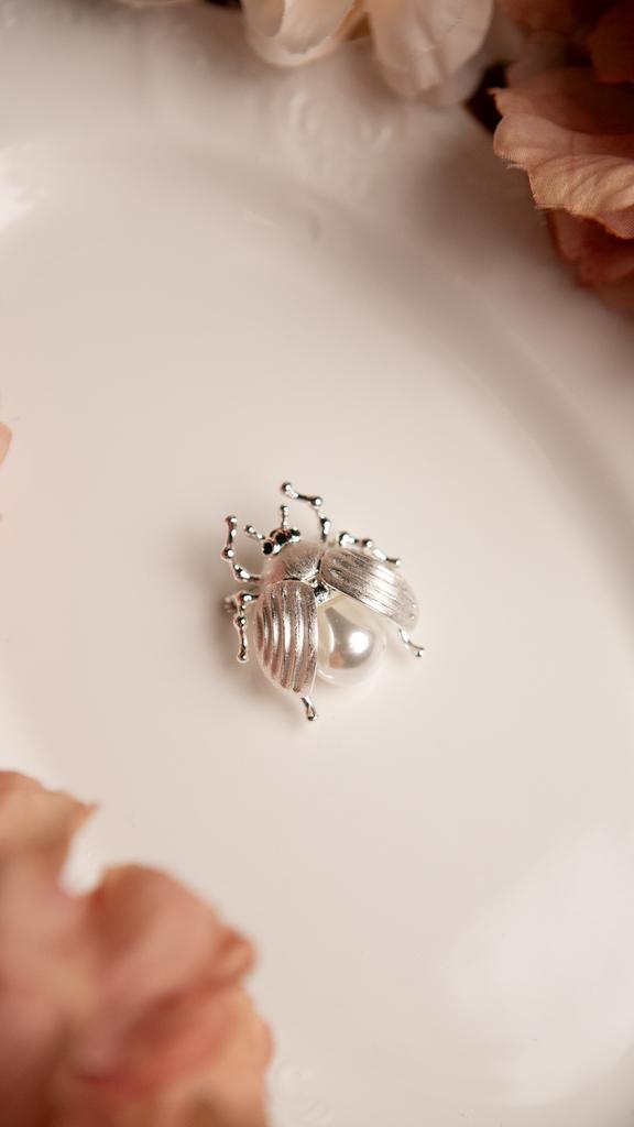 Брошь "BUG 2.0" silver