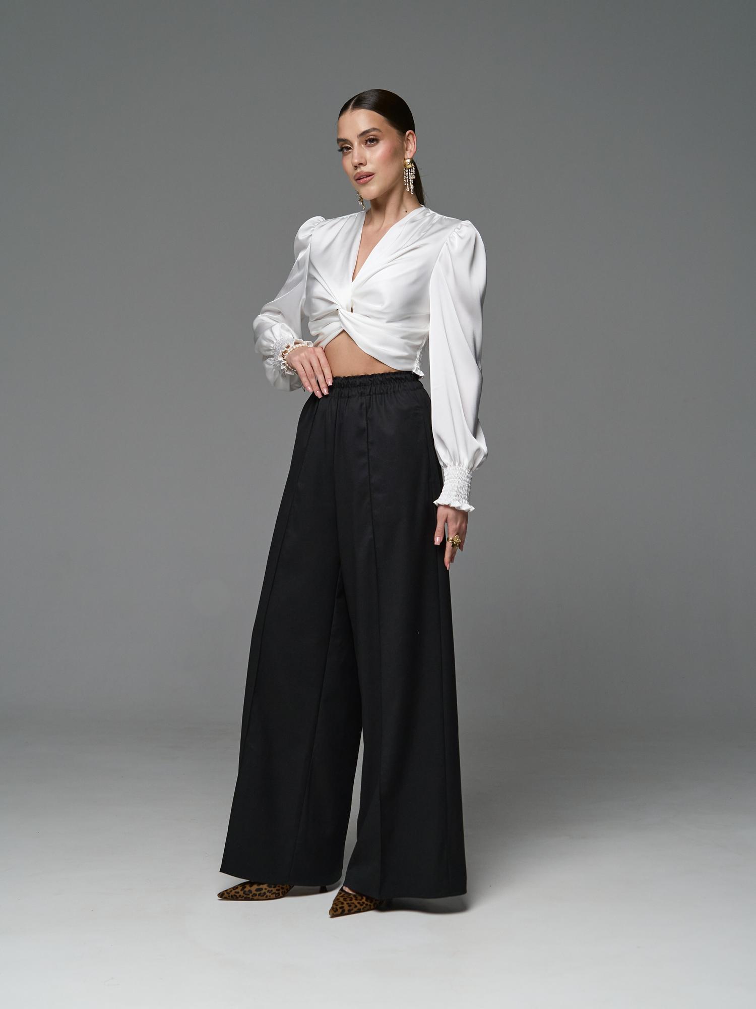 Брюки палаццо на резинке черные