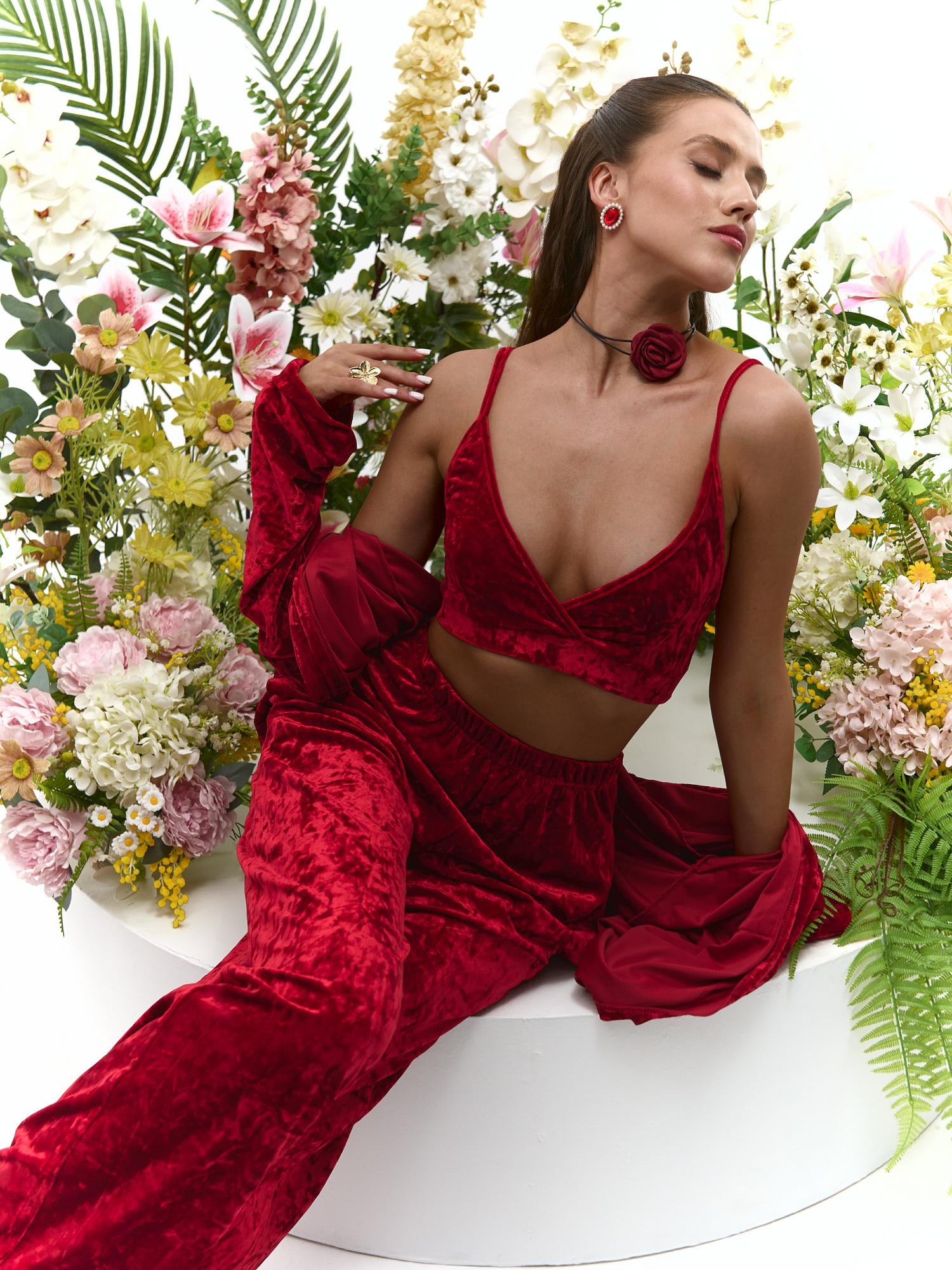 Костюм "Бархат" красный