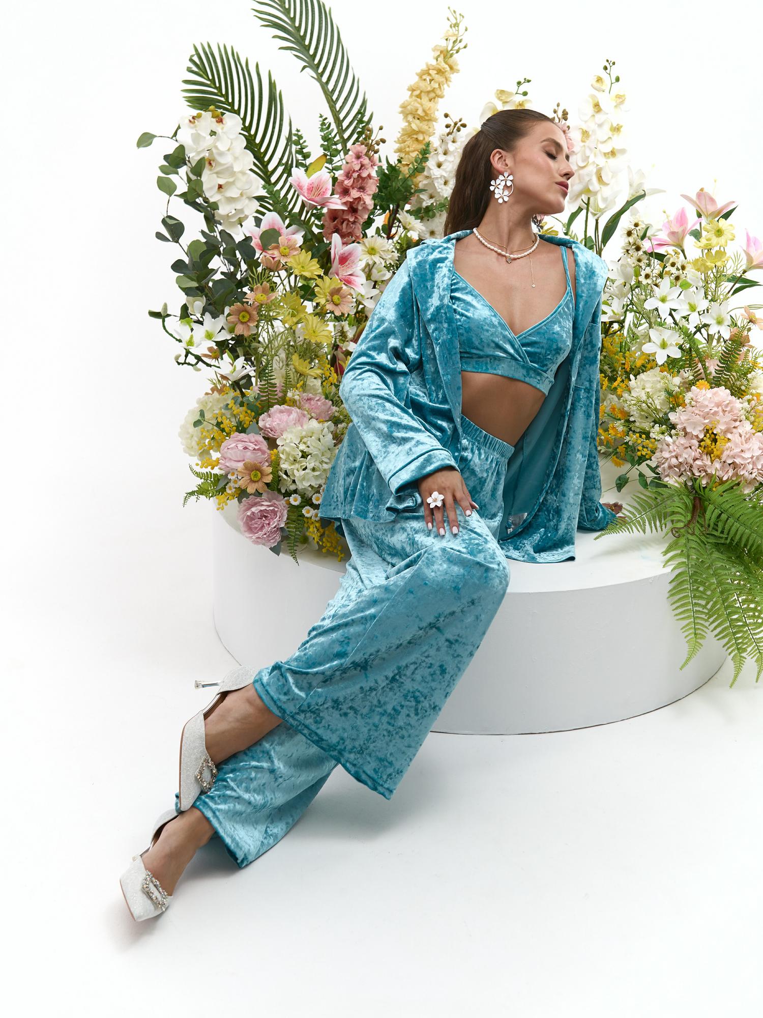 Костюм "Бархат" голубой