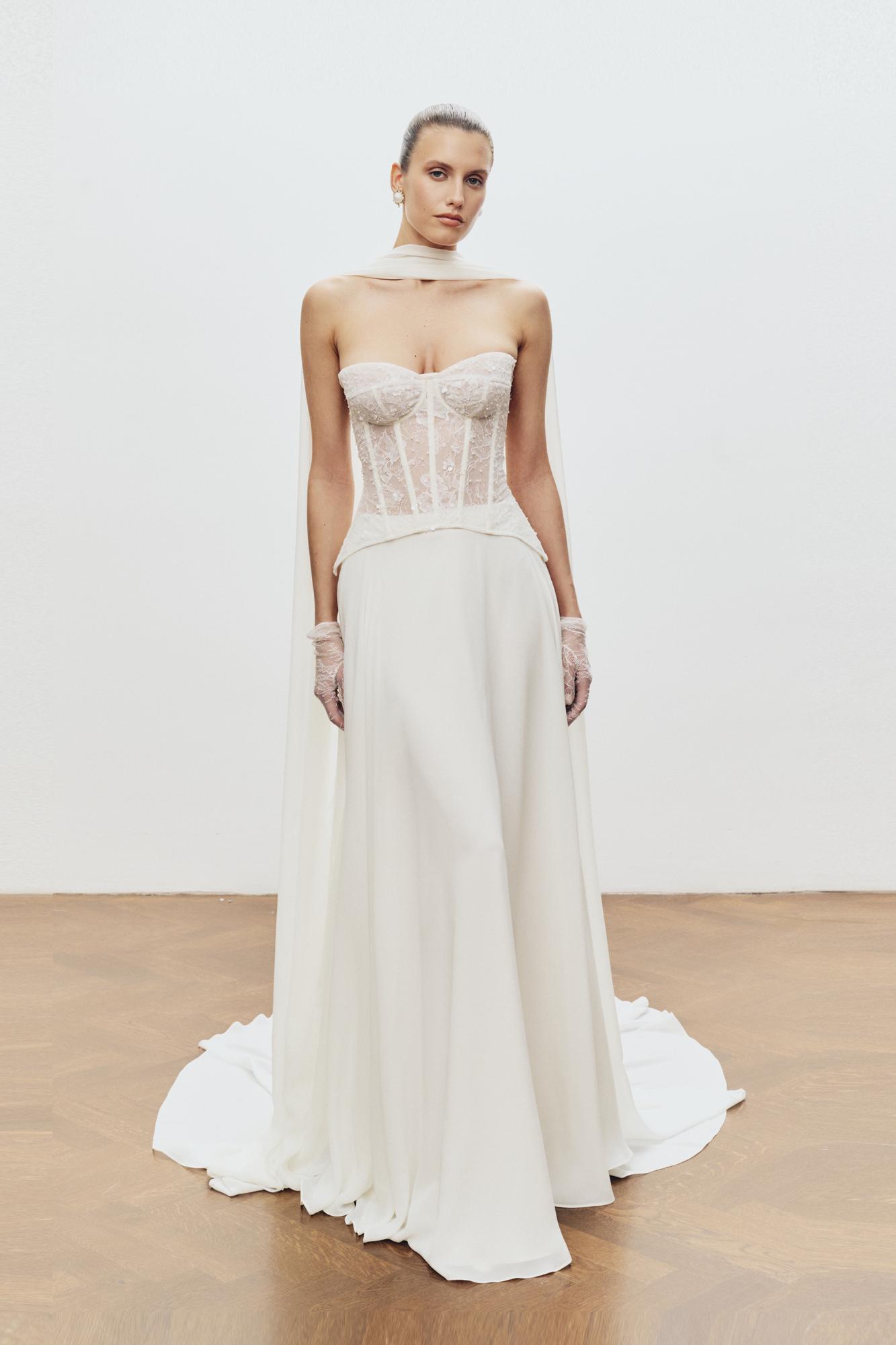 КЕЙТИ С ШИФОНОВОЙ ЮБКОЙ