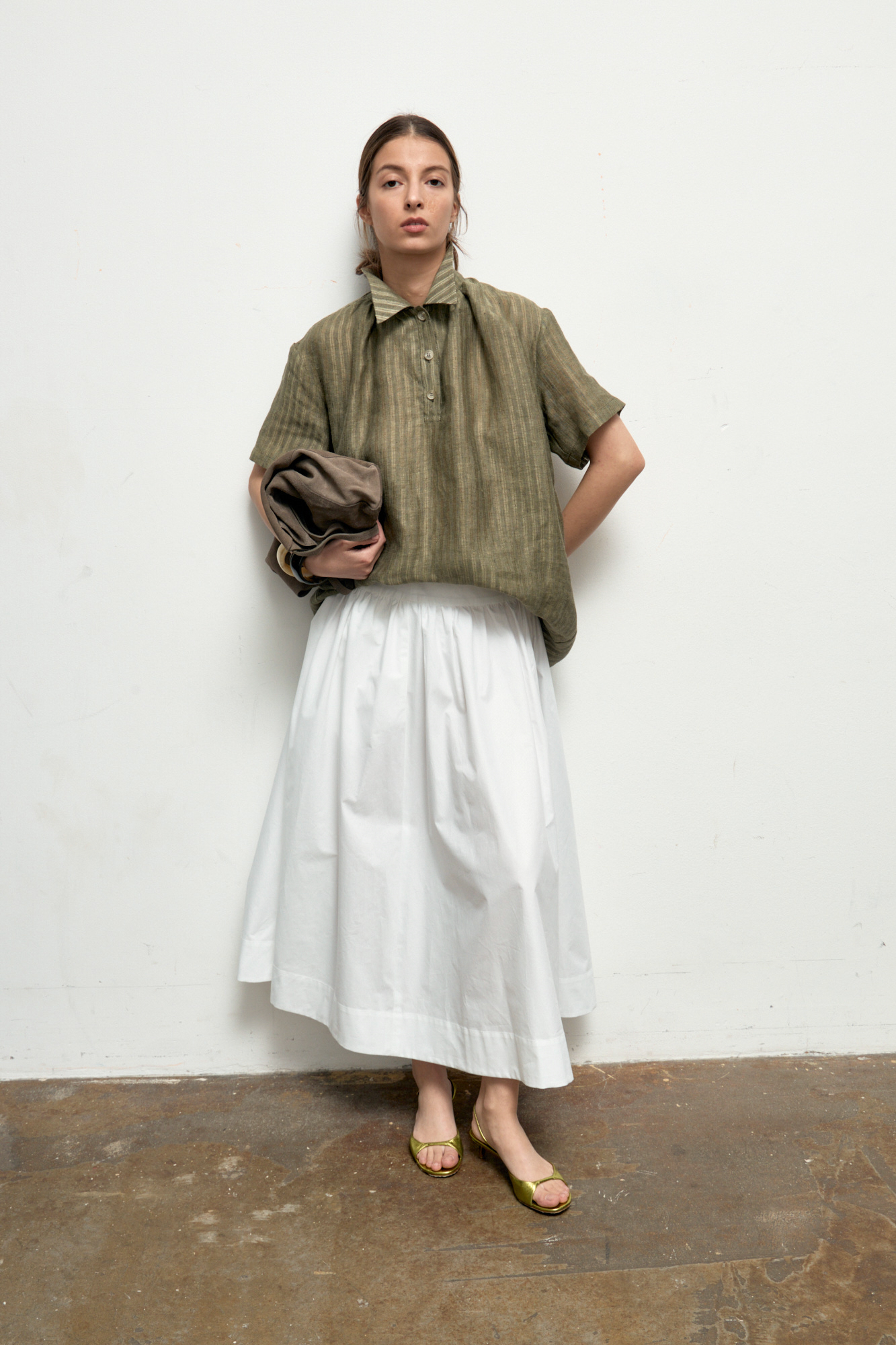 Юбка на кокетке белая пышная