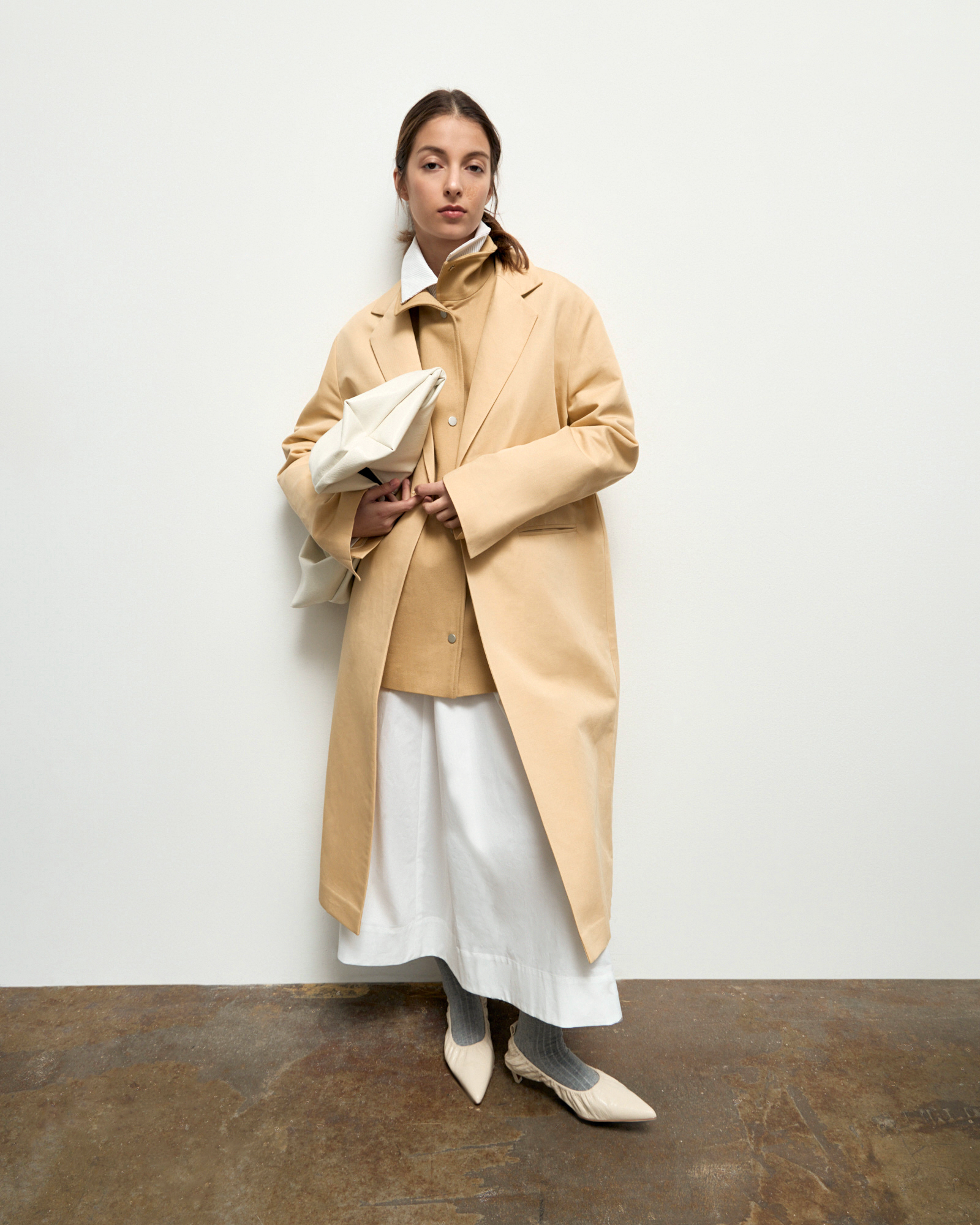 Однобортный сливочный тренч