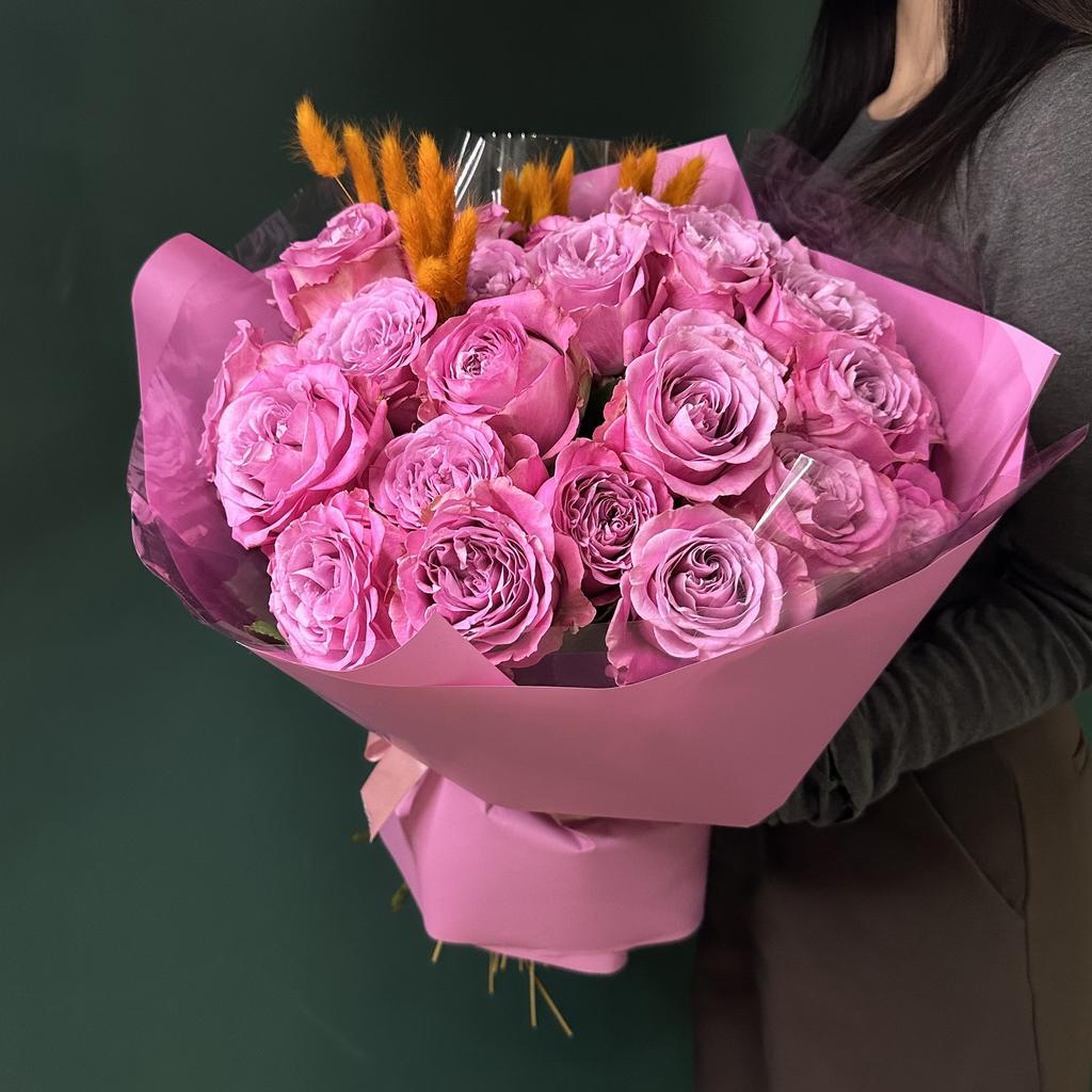 Роял шик (Букет из ярко-розовых пионовидных роз)