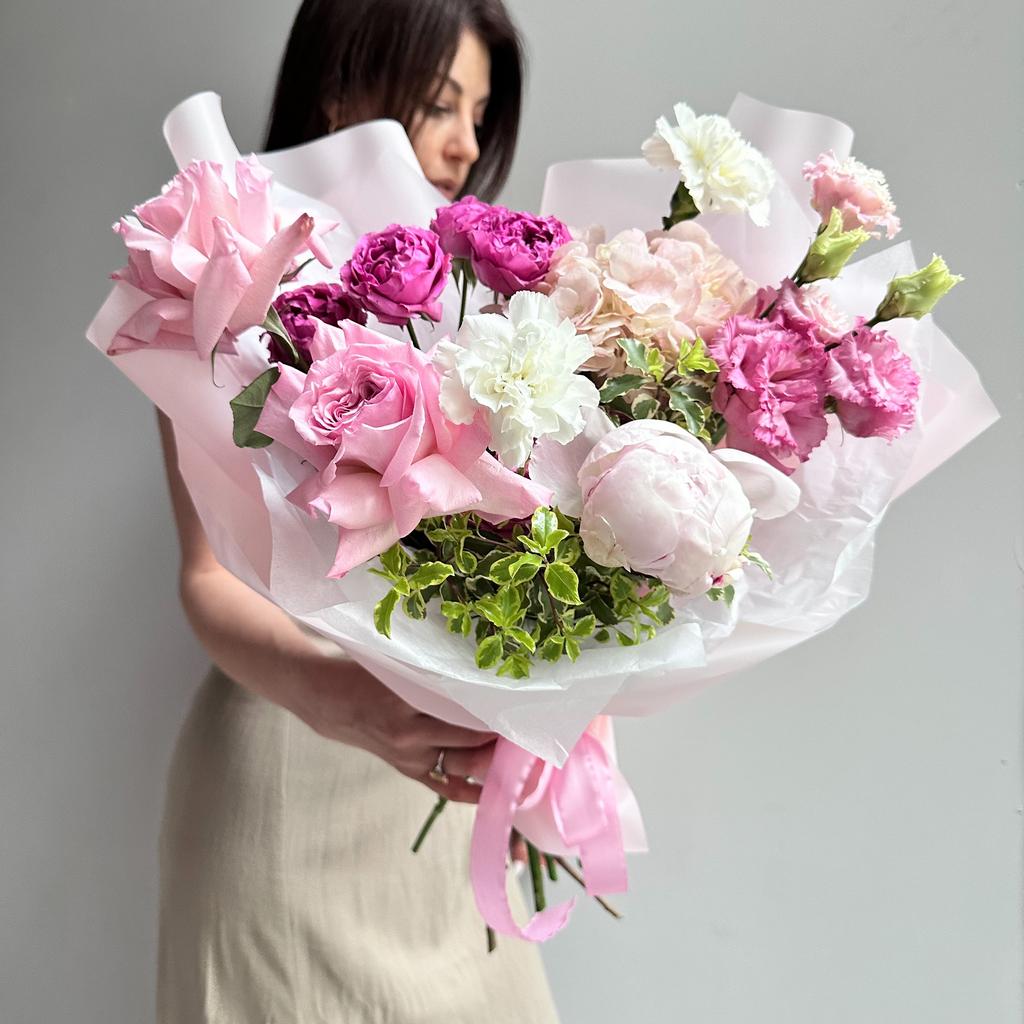 Алексис (Пион, гортензия, пионовидные розы)