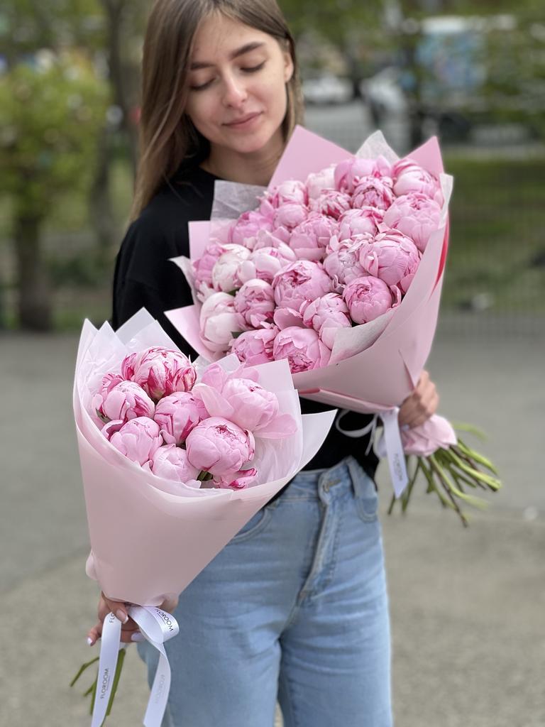 БУКЕТ ПИОНОВ (РОЗОВЫЙ)