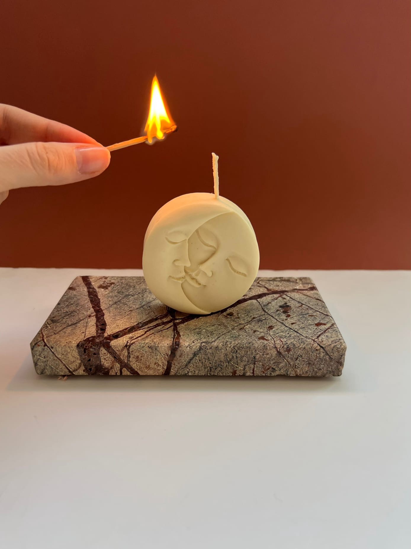 Восковая свеча Moon & Sun