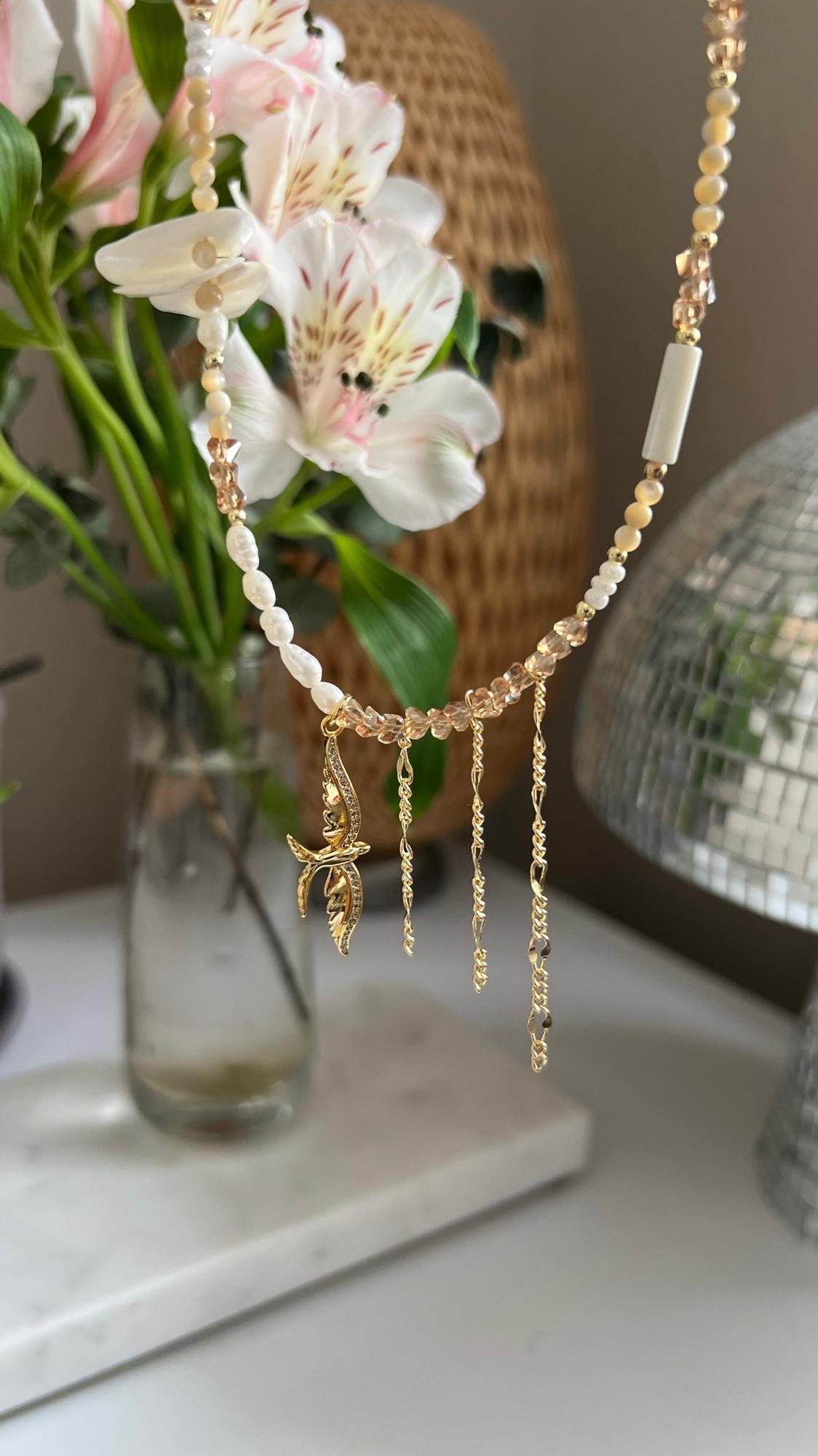 Колье Love's flight