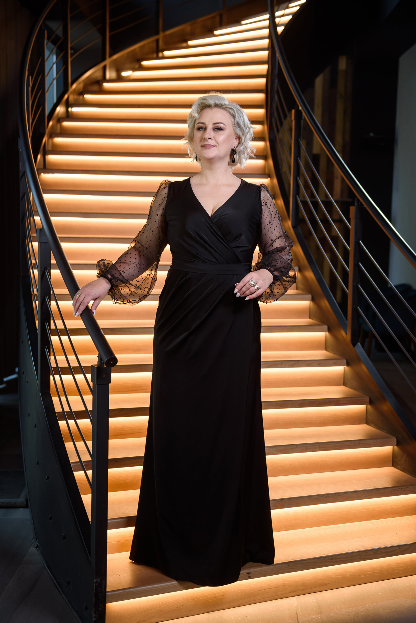 Вечернее чёрное платье "Сандра"