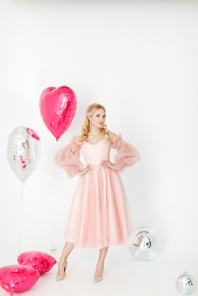 Коктейльное платье миди"Анжелика" пудра