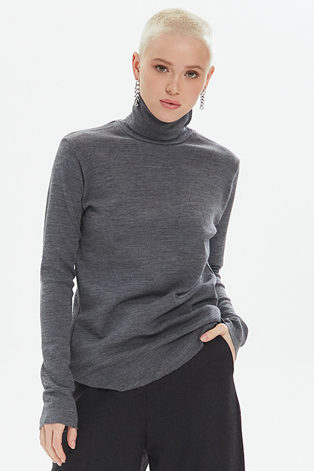 Водолазка тонкая из шерсти