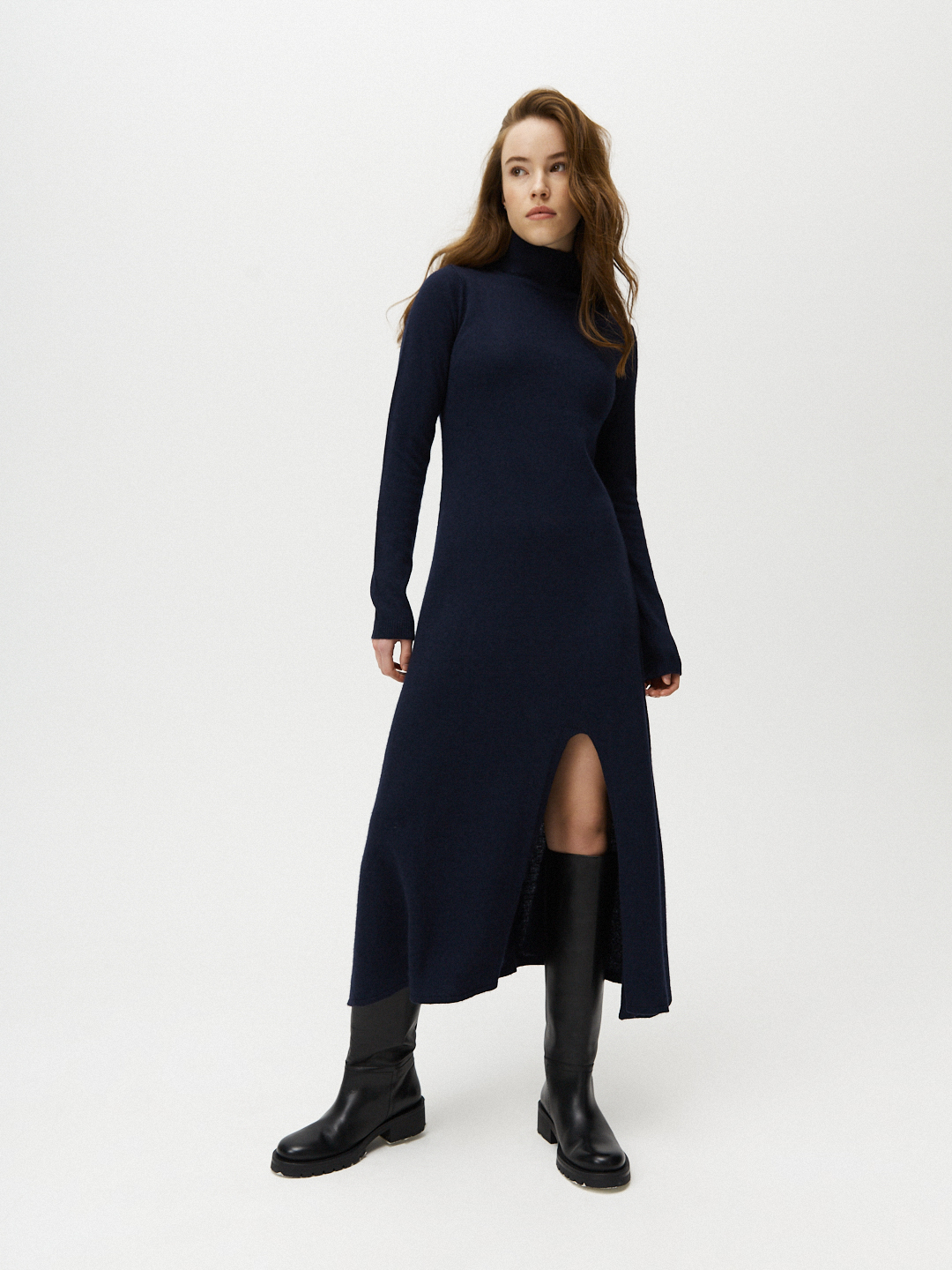 Платье с разрезом из шерсти