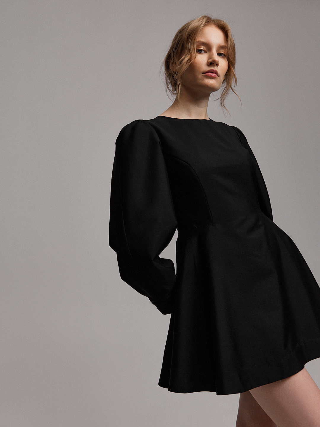 Платье с пышной юбкой