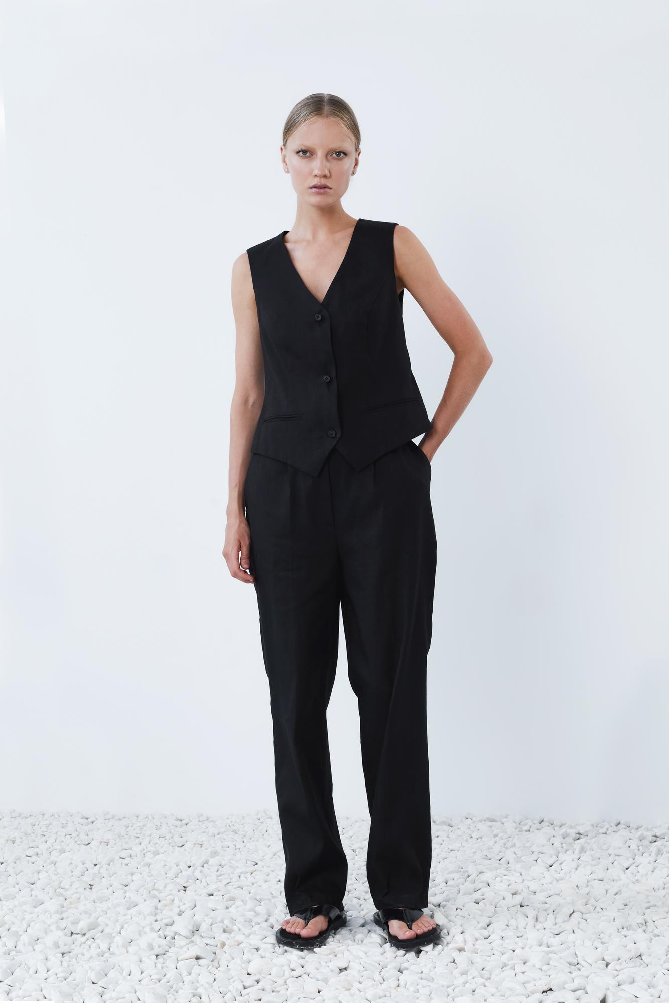 Жилет изо льна