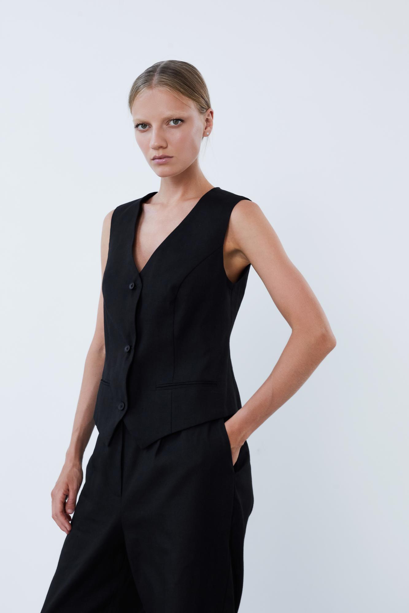 Жилет изо льна