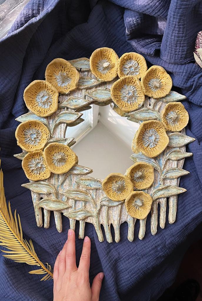 Зеркало Охра