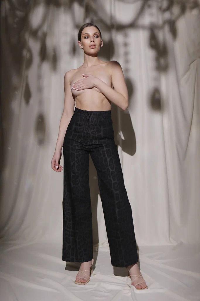 Джинсы с высокой посадкой