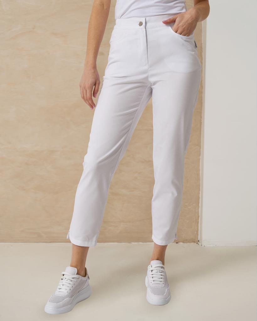 белые медицинские брюки базовые