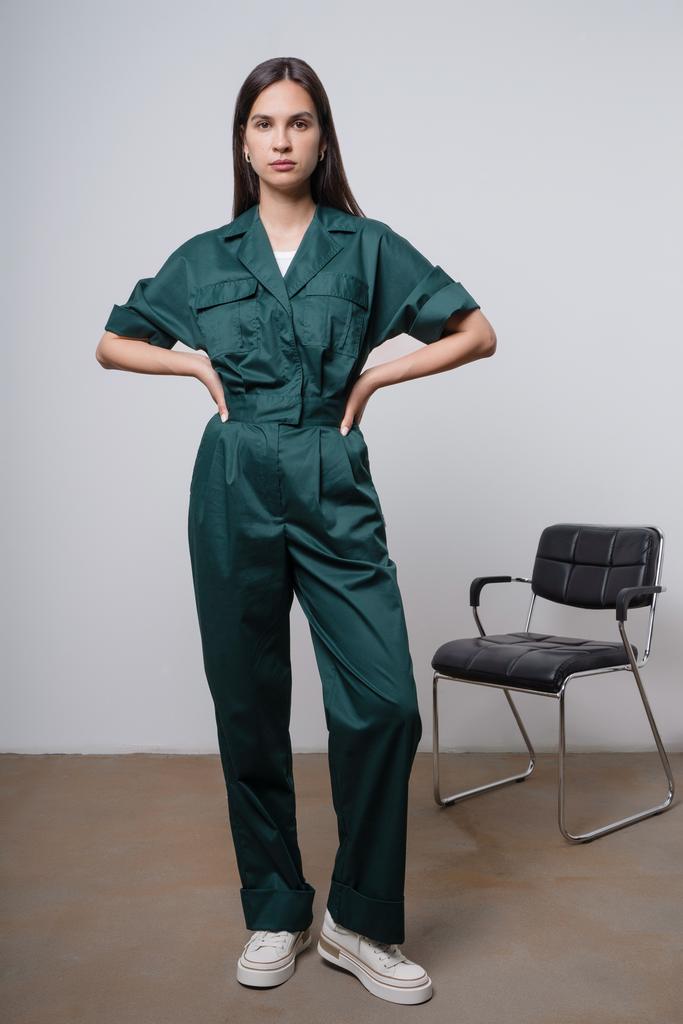 Комбинезон изумрудный KL 402