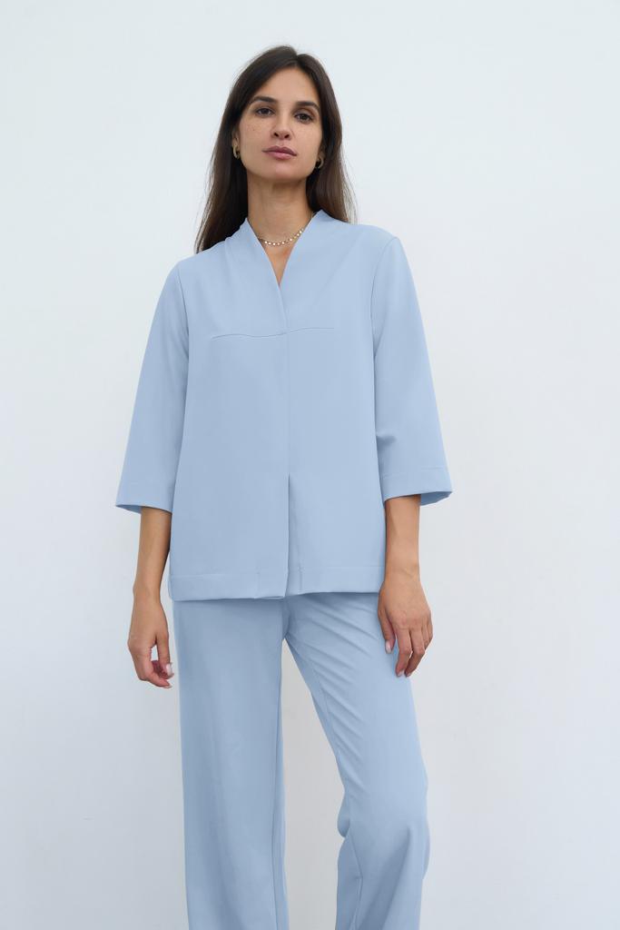 Блуза с рукавом 3/4 голубая KL 226