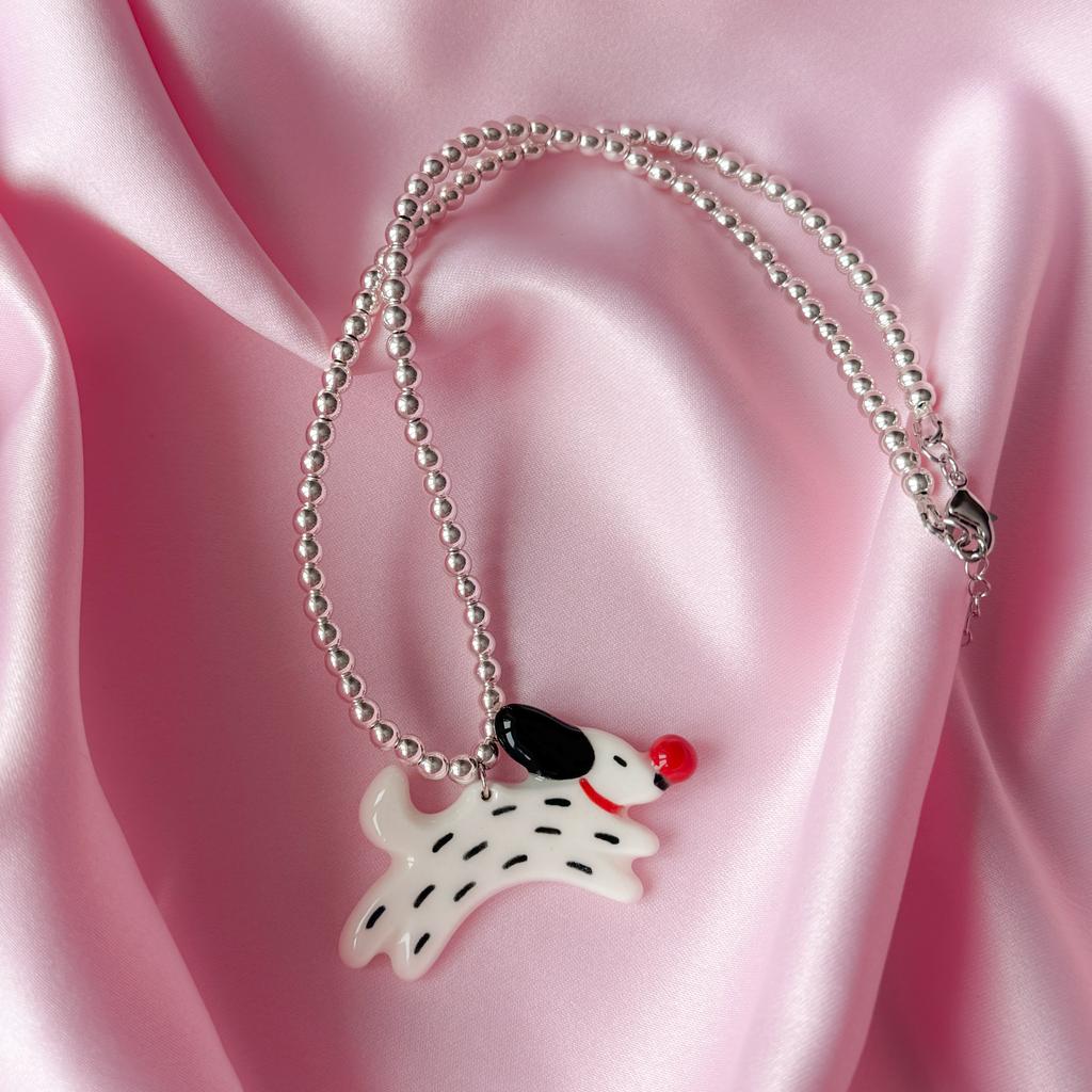 КОЛЬЕ “ПЕСИК С МЯЧОМ»